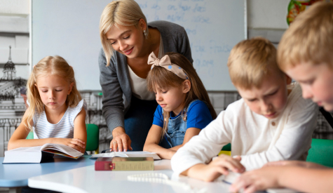 Профессия Учитель / Педагог начальных классов – что делает, как им стать, зарплата